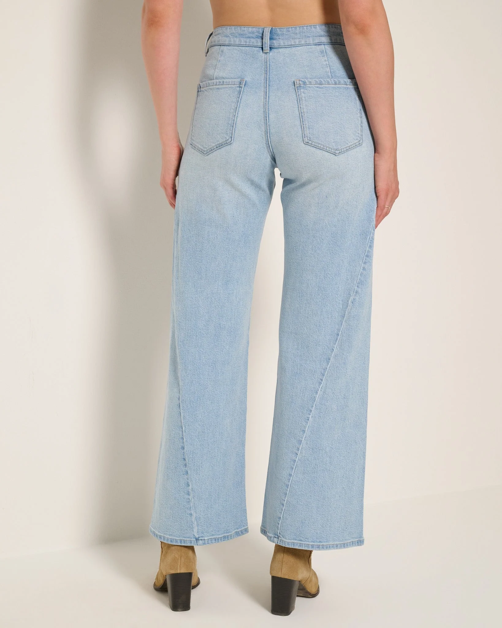 Camelia Flare Jean - Image 3